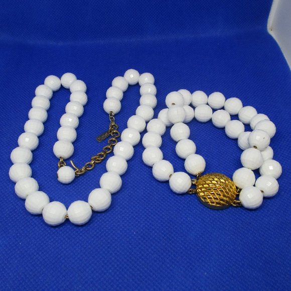 MONET Strung On Gold Tone Chains Faceted Lucite White Beaded Necklace Bracelet - Picture 7 of 11